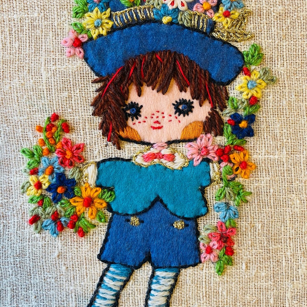 RARE - Vintage Bucilla Completed Needlecraft Kit- Flower Children Stitchery set - Picture 11 of 11